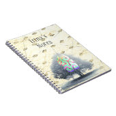 霧の中の木で背景を見る ノートブック (右側)