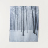 霧の凍ってい多い冬の森 タペストリー (正面)