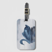 霧の反射 | Moody Dusty Blue Swan on Lake ラゲッジタグ (正面縦)