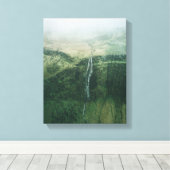 霧の多い天気の間の滝の空中写真 キャンバスプリント (インサイチュ (ウッドフロア))