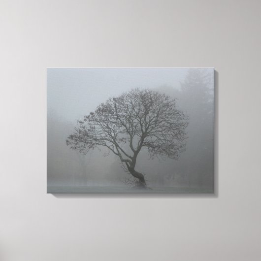霧の多い木 キャンバスプリント (正面)