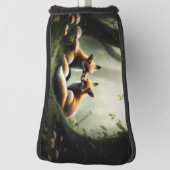 霧の多い森のキツネのカドル ゴルフヘッドカバー (回転90)