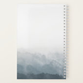 霧の多い森の自然写真 ノートブック (裏面)