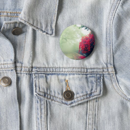 霧の多い鉄道跡の風光明媚な写真 缶バッジ (インサイチュ)