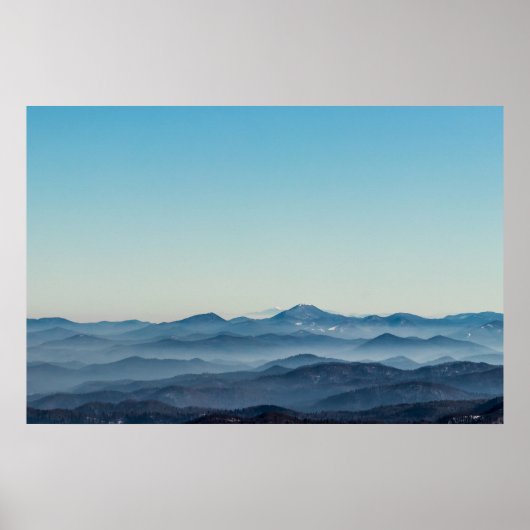 霧の層、丘、山々 ポスター (正面)
