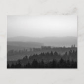 霧の山の風景の写真 ポストカード (正面)