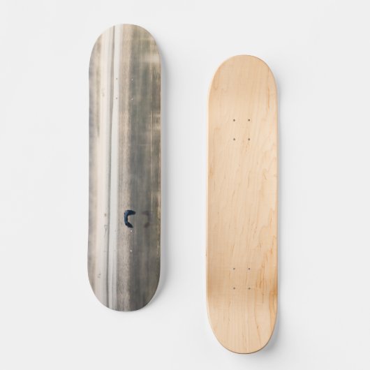 霧の朝のフライトスケートボード スケートボード (正面)