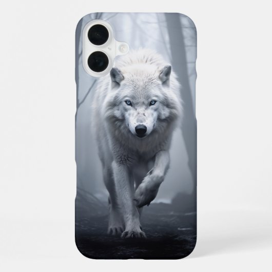 霧の森の中の白いオオカミ iPhoneケース (裏面)