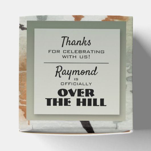 霧の森の男らし誕生日パーティーの好意ボックス フェイバーボックス (上部)