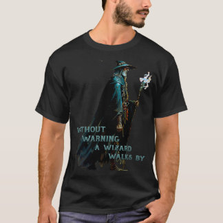 霧の深い朝に魔法使いが通り過ぎる Tシャツ