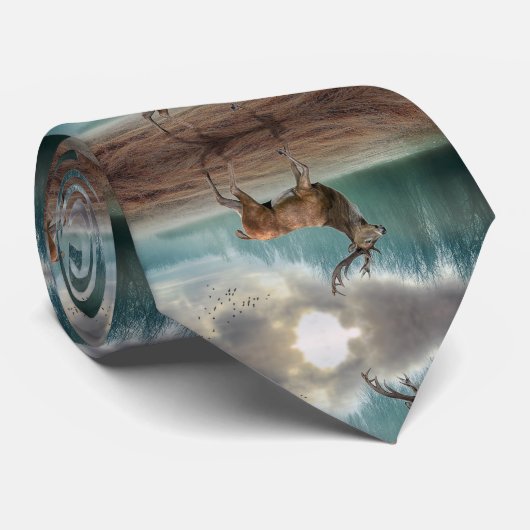 霧の深い森の中の一人の鹿 ネクタイ (ロール)