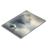 霧の深い湖の孤独な白鳥 ノートブック (左側)