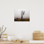 霧の深い牧草地の冬の木#2 ポスター (キッチン)