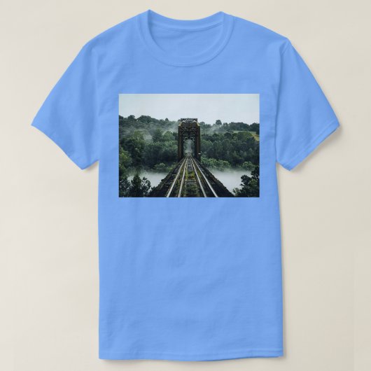 霧の深い鉄道に Tシャツ (デザイン正面)