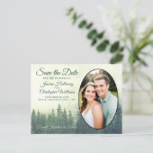 霧の緑の松の木の楕円形の写真を保存する日付 案内ポストカード (スタンド正面)