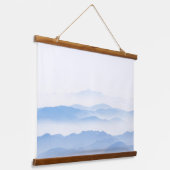 霧の谷の層 吊り下げ型タペストリー (傾斜あり)