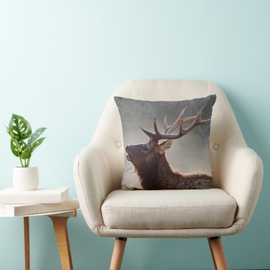 霧のBugling Rooseveldtのオオシカ クッション (椅子)