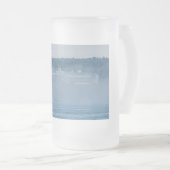 霧を通した壮大なホテル フロストグラスビールジョッキ (正面右)