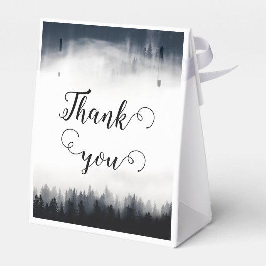 霧ミニマルの多いトウヒの森の結婚自然 フェイバーボックス (裏面サイド)