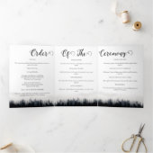 霧ミニマルの多いトウヒの森の結婚自然 三つ折りプログラム (内部)