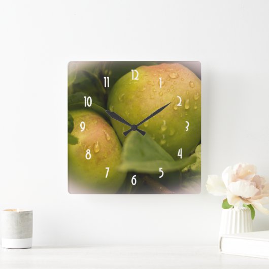 霧深いボーダーが付いている新しい緑のりんご スクエア壁時計 (ホーム)