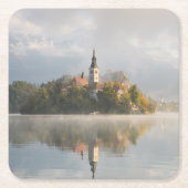 霧深い出血させた湖の日の出のコースター スクエアペーパーコースター (正面)