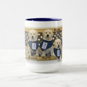 霧深い天候のくずベンチのマグ マグカップ (中央)