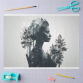 露出した森林分離帯以上の女性 薄葉紙 (クラフト)