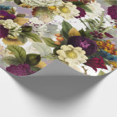 青々としたアンティークの花束が白い模様 ラッピングペーパー (角)