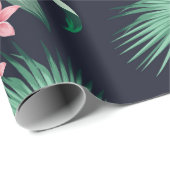  青々とした葉、流れを持つシームレスな熱帯模様 ラッピングペーパー (ロールコーナー)