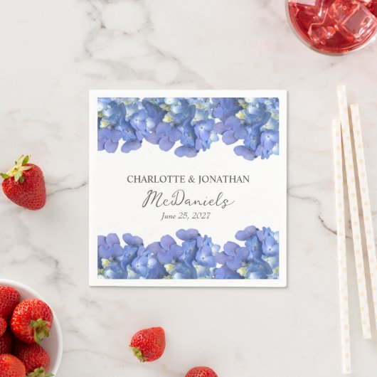 青あじさい花びら結婚の名パーソナライズされた前 スタンダードカクテルナプキン (インサイチュ)