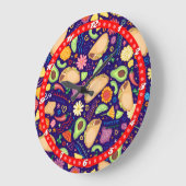 青いお祝いのメキシコ食糧及び花のタコスのフェスタ ラージ壁時計 (傾斜)