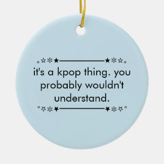 青いかわいい10代の美のKpop セラミックオーナメント