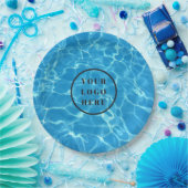 青いきらめくスイミングプールの水あなたのロゴを追加 ペーパープレート (パーティー)