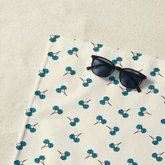 青いさくらんぼパターン ビーチタオル (インサイチュ)