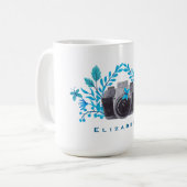 青いと蝶離れを持つカメラ コーヒーマグカップ (正面左)