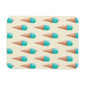 青いアイスクリームのコーンパターン、淡い黄色 マグネット (横)