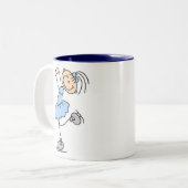 青いアイススケートの女の子のマグ ツートーンマグカップ (正面左)
