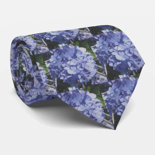 青いアジサイのタイ ネクタイ (ロール)