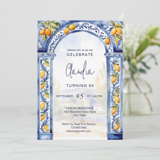 青いイタリアンタイルのアーチレモンの誕生日パーティー 招待状 (スタンド正面)