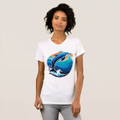青いイルカが海の波を飛び越える Tシャツ (正面フル)
