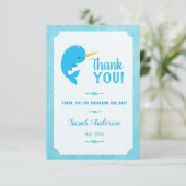 青いイルカの赤ちゃんのお祝い感謝祭 サンキューカード (スタンド正面)