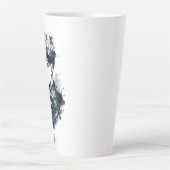 青いインクの戦士の肖像ラテマグカップ カフェラテマグ (正面)