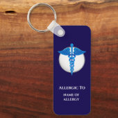 青いカドゥセウス医療アレルギー警告を編集可能 キーホルダー (正面)