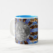 青いカラフル抽象芸術フレーム自分の写真を作成 ツートーンマグカップ (正面左)