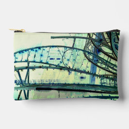 青いカーブ アクセサリーポーチ