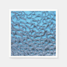 青いガラスに穏やかな雨滴