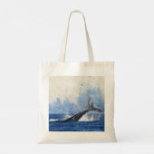青いクジラの尾が海で跳ねるアート トートバッグ (裏面)