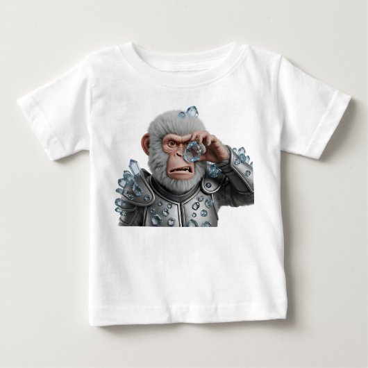 青いクリスタルを調べるファンタジーな鎧を着た類人猿の戦士 ベビーTシャツ (正面)