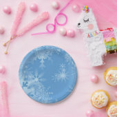 青いクリスマスと冬のパーティーの白い雪の結晶 ペーパープレート (パーティー)